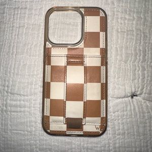 Walli case chestnut checks